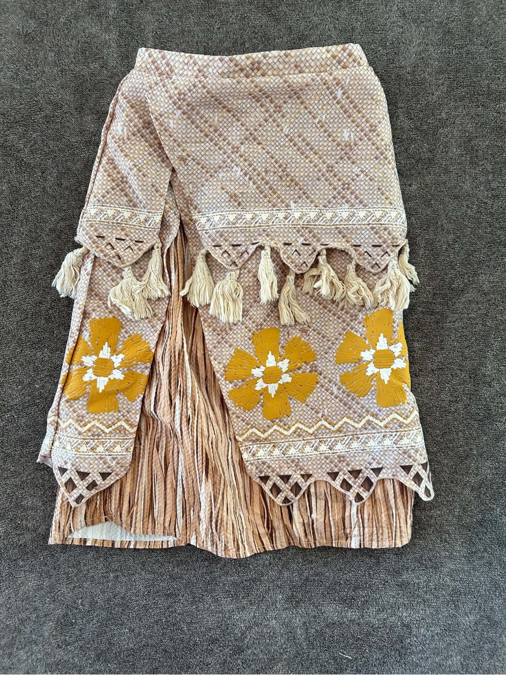 Disney Store Moana Costume Skirt Polynesian Islands Halloween Tassel Fringe Sz 6